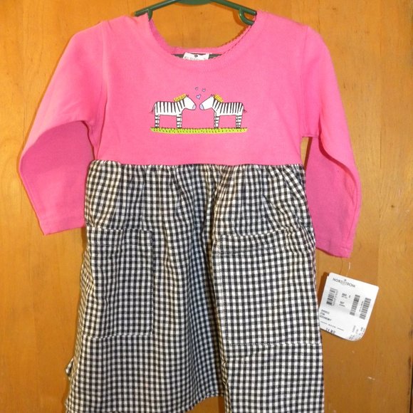 Girls 2 piece outfit new with tags - Picture 2 of 3